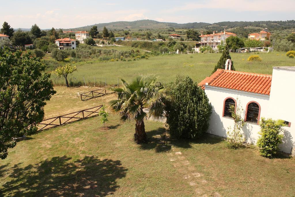 Villa Nikiti Room photo